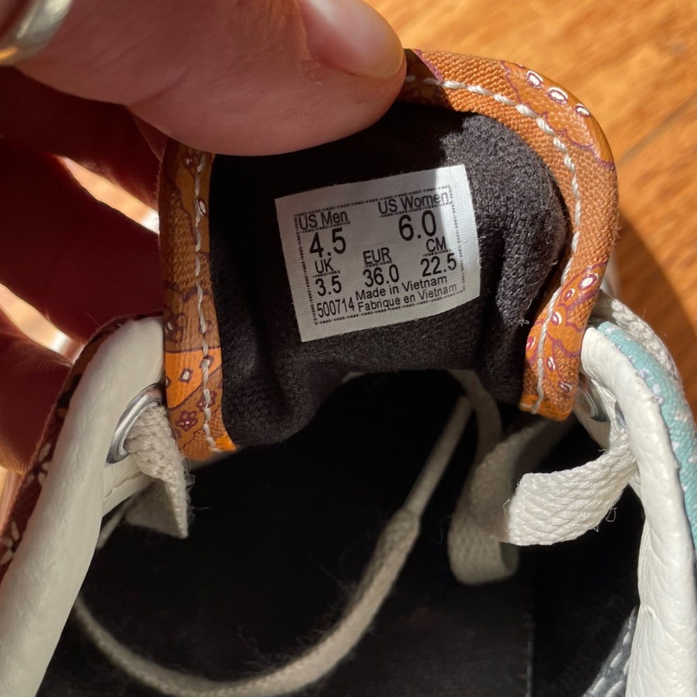 PATCHWORK VANS - Picture 5 of 5